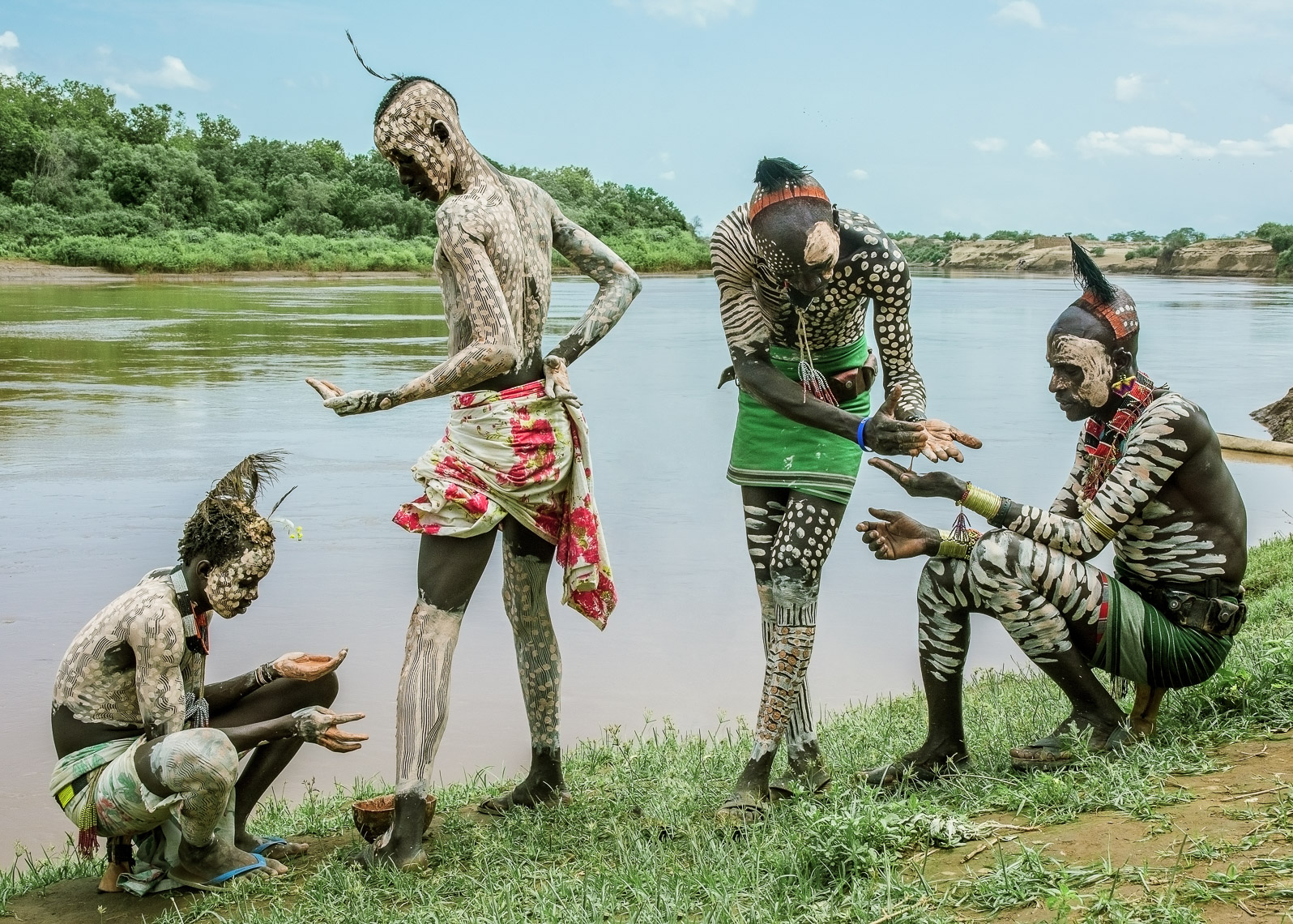 Kara Men body painting by Omo River, Ethiopia